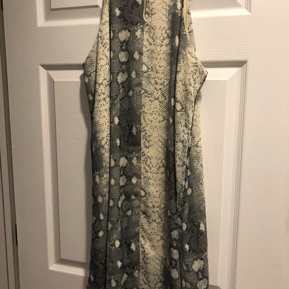 High Neck Python Print Dress 👗 - Picture 4 of 4